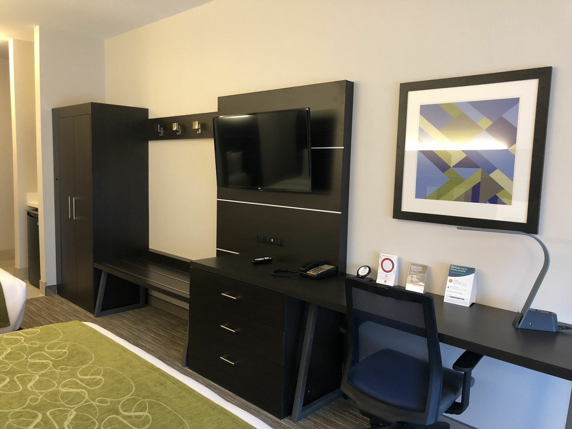 Holiday Inn Express & Suites Hood River By Ihg Buitenkant foto